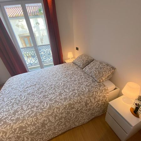 Apartamento En El Casco Antiguo De Bayona バイヨーナ エクステリア 写真